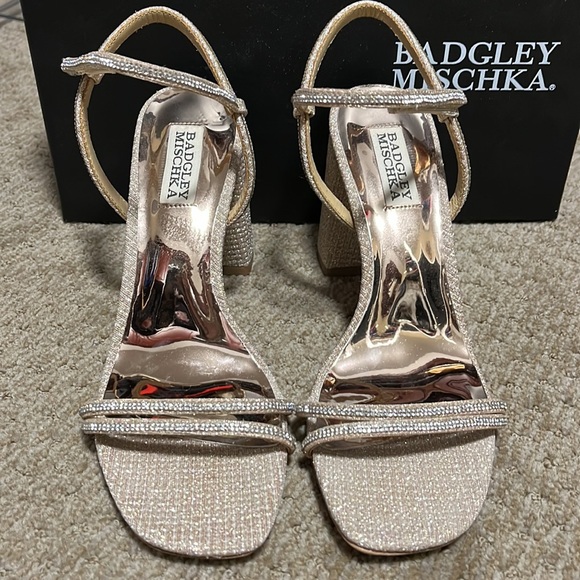 Badgley Mischka dress shoes - Picture 2 of 5